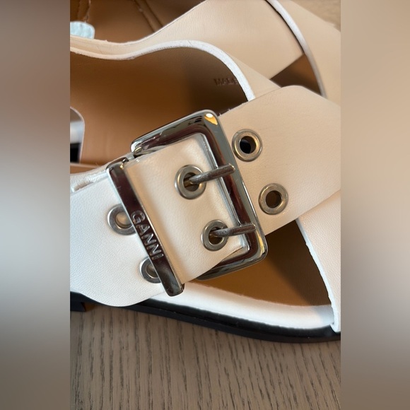 Ganni buckle cross strap sandals NWT , sz 7 - Picture 10 of 13
